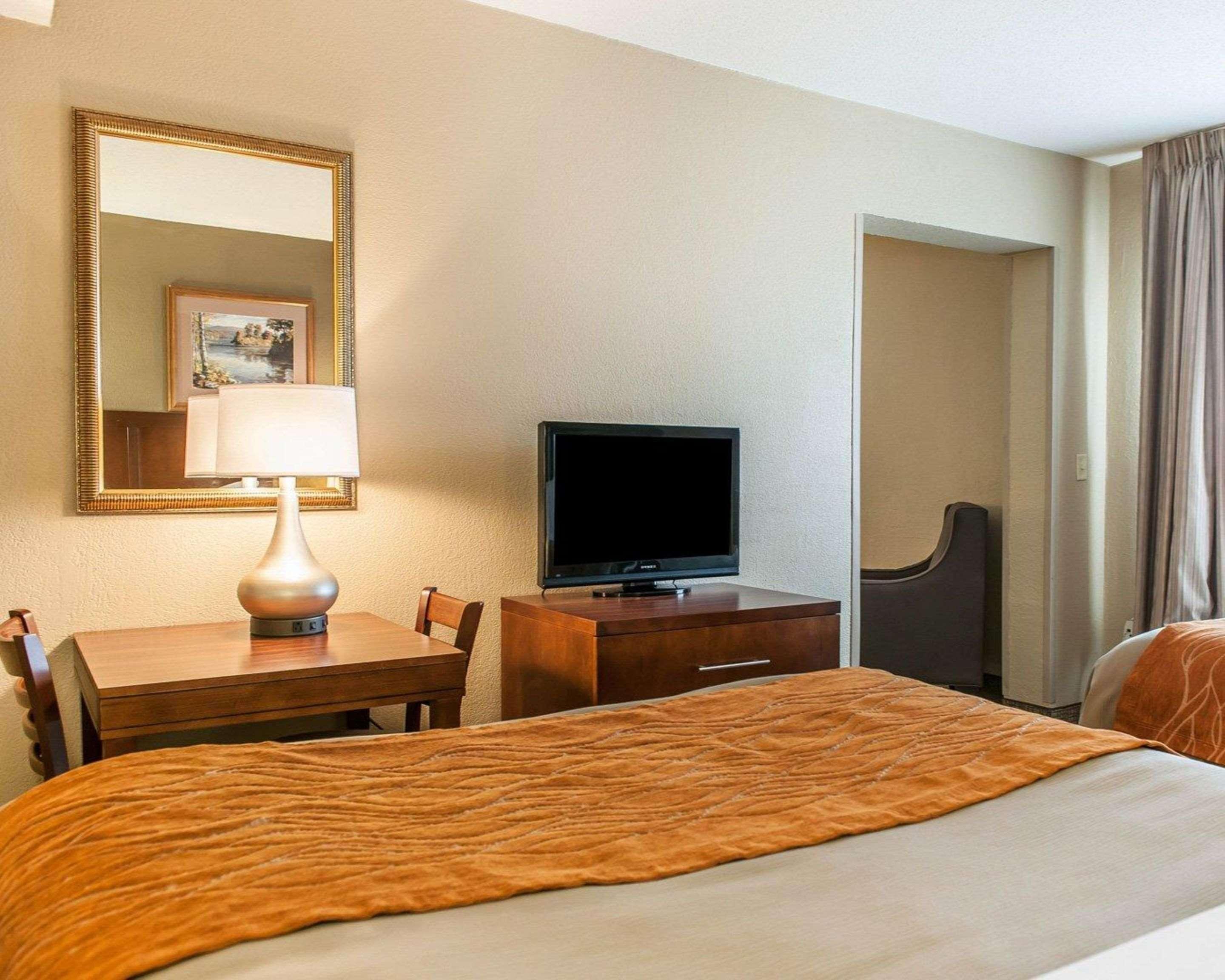 Comfort Inn Madison Exterior photo