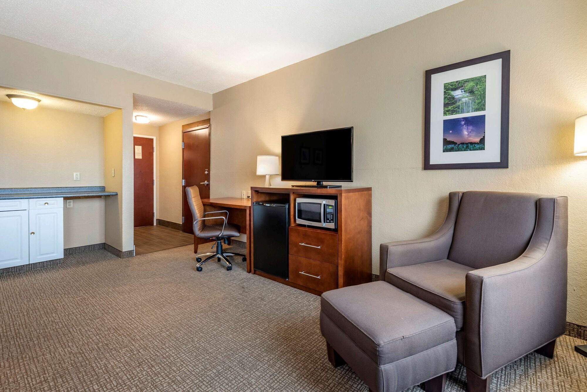 Comfort Inn Madison Exterior photo